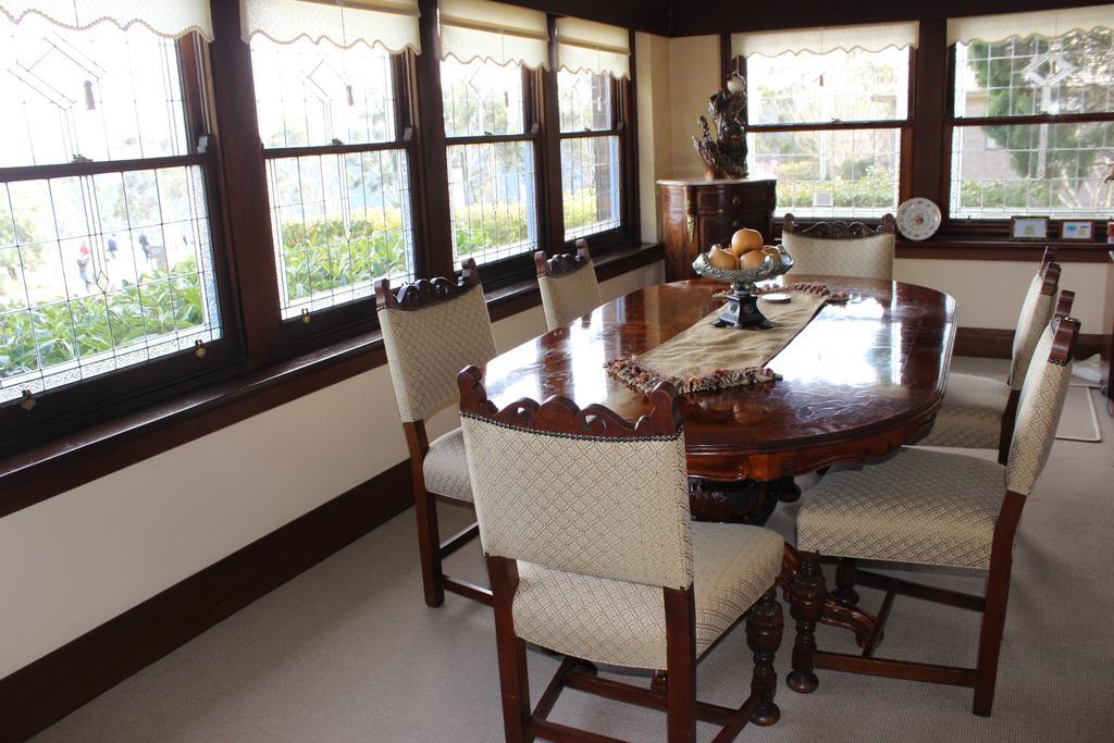 วินดราไดน์ บูติค เบด แอนด์ เบรคฟาสท์ Bed & Breakfast คาทุมบา ภายนอก รูปภาพ
