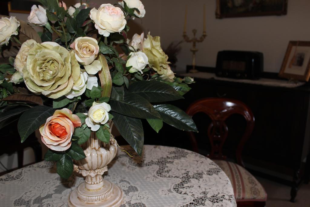 วินดราไดน์ บูติค เบด แอนด์ เบรคฟาสท์ Bed & Breakfast คาทุมบา ภายนอก รูปภาพ